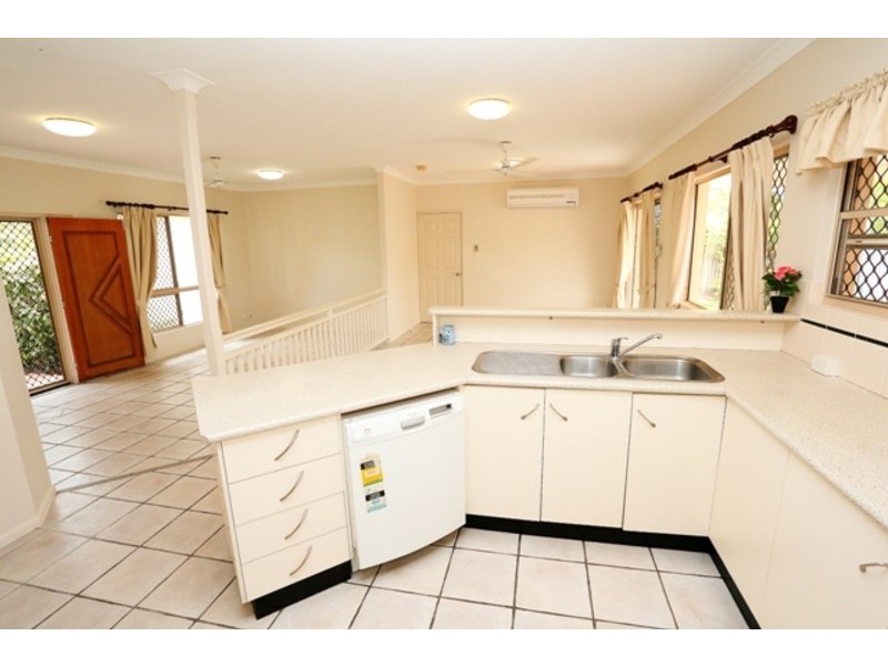 35 Woodbine Drive, Annandale QLD 4814