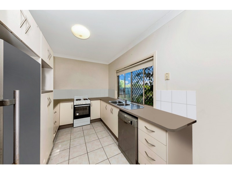 2/62 Santal Drive, Rasmussen QLD 4815