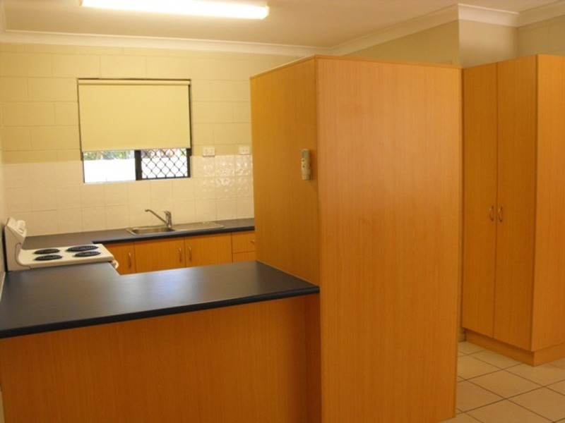 4/18 Kitchener Road, Pimlico QLD 4812