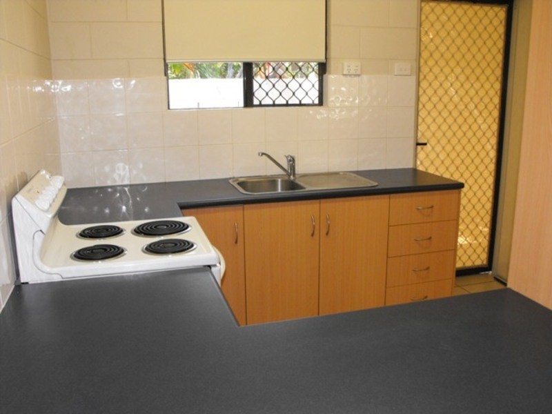 4/18 Kitchener Road, Pimlico QLD 4812