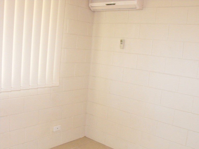 4/18 Kitchener Road, Pimlico QLD 4812