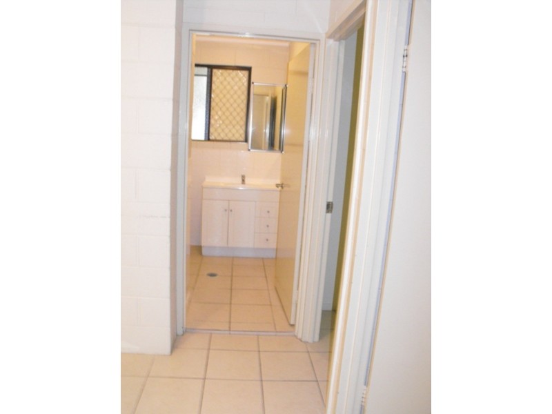 4/18 Kitchener Road, Pimlico QLD 4812