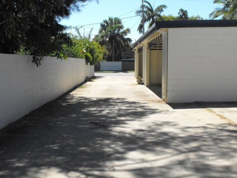 4/18 Kitchener Road, Pimlico QLD 4812