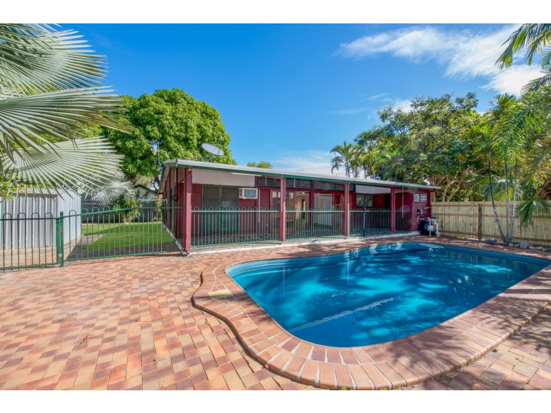 27 Marlynda Avenue, Cranbrook QLD 4814