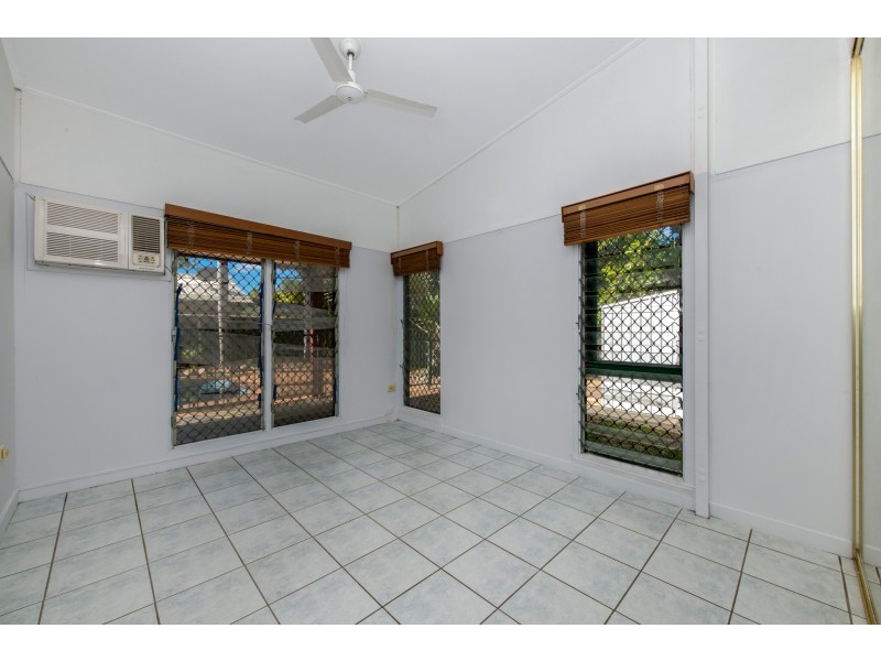 27 Marlynda Avenue, Cranbrook QLD 4814