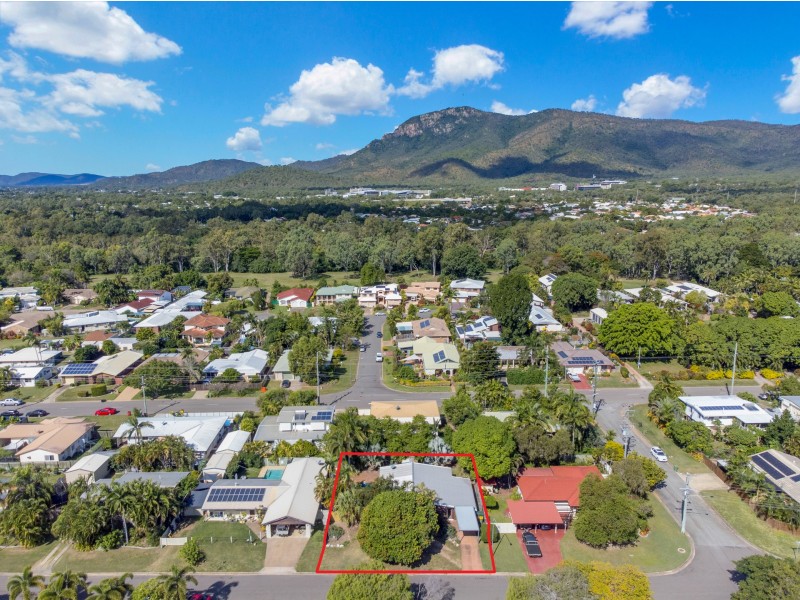 27 Marlynda Avenue, Cranbrook QLD 4814