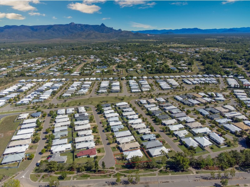 16 Skardon Place, Kelso QLD 4815