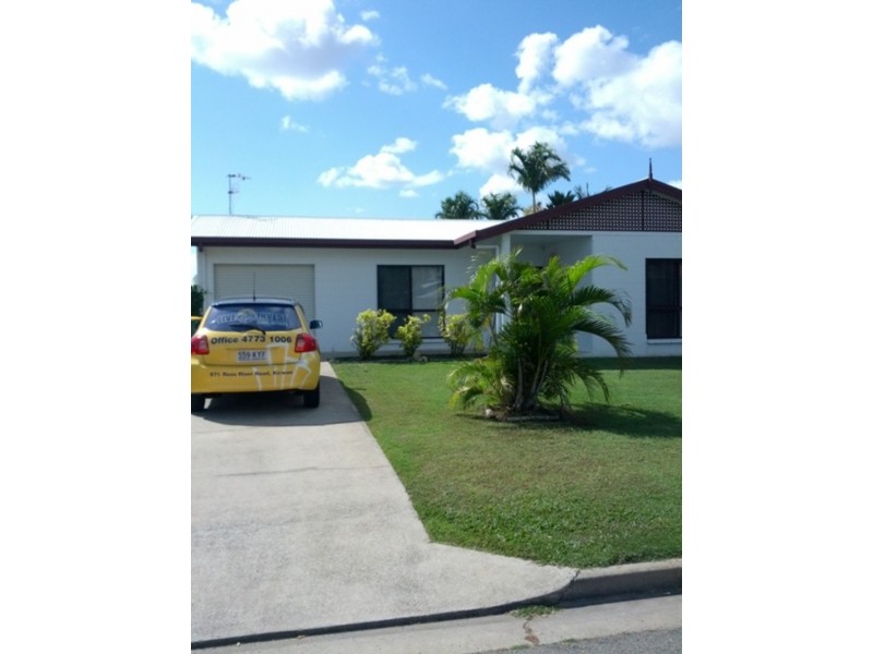 3 Dalkeith Cres, Mount Louisa QLD 4814