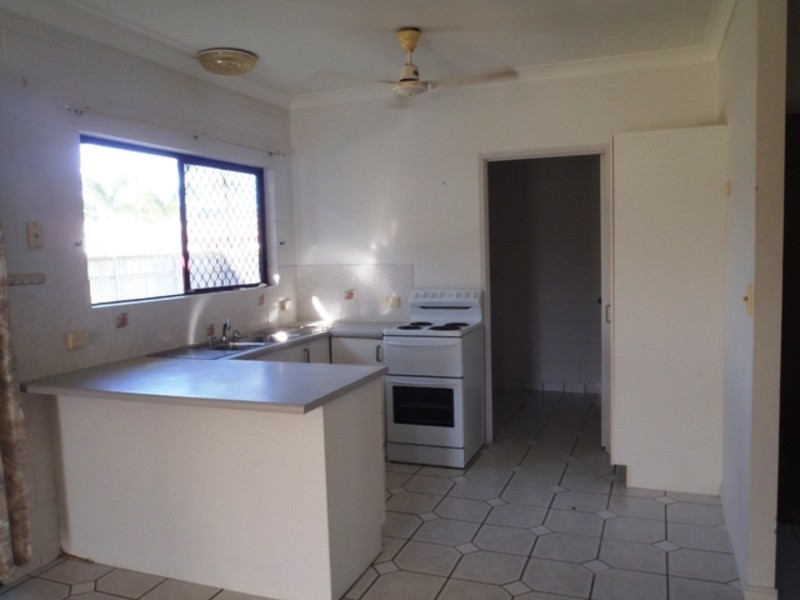 3 Dalkeith Cres, Mount Louisa QLD 4814