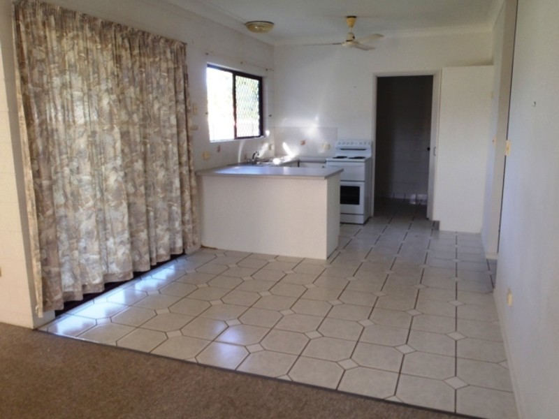 3 Dalkeith Cres, Mount Louisa QLD 4814