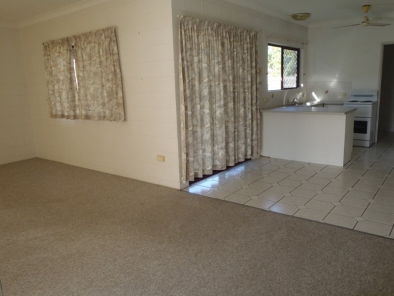 3 Dalkeith Cres, Mount Louisa QLD 4814