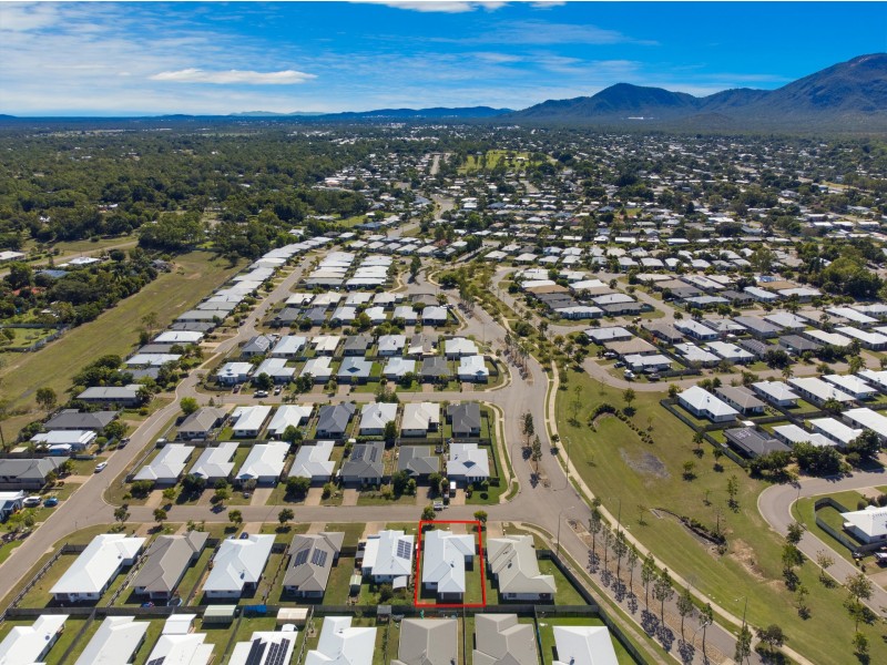 3 Tooma Lane, Kelso QLD 4815