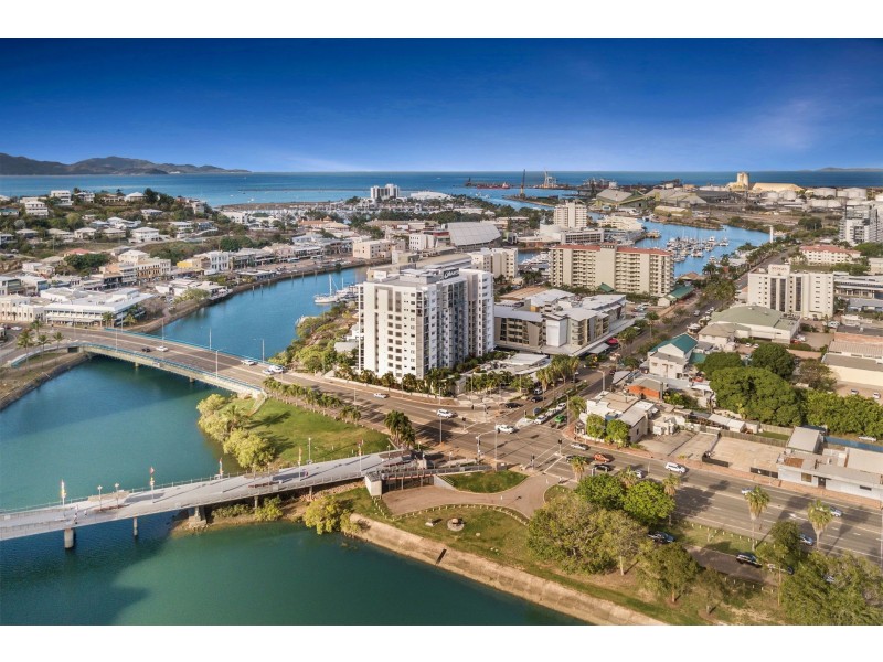 611/2 Dibbs Street, South Townsville QLD 4810