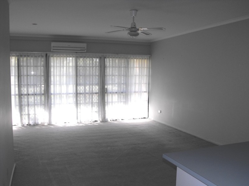 8/15-17 Tyack Street, Rosslea QLD 4812