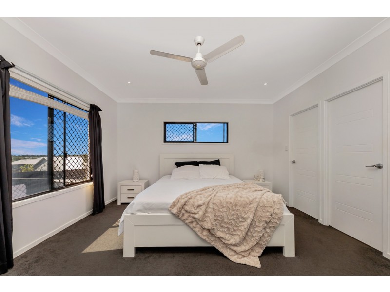 10 Holbourne Street, Bushland Beach QLD 4818