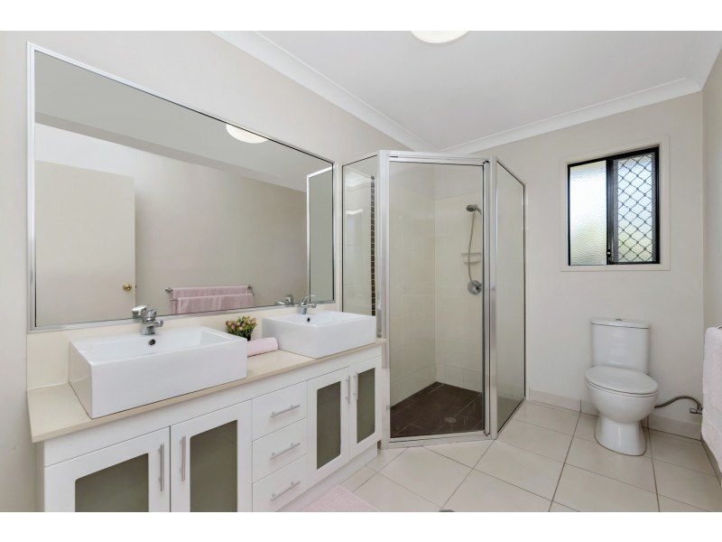 12 Redgate Street, Deeragun QLD 4818