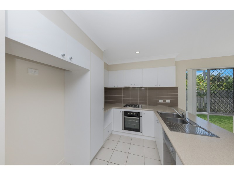 18 Yarra Crescent, Kelso QLD 4815