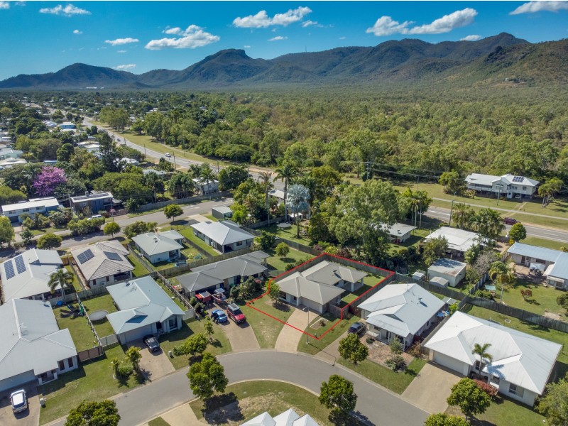 18 Yarra Crescent, Kelso QLD 4815