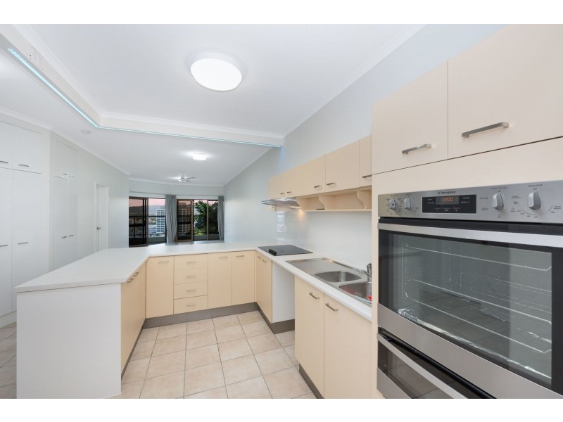 22/13-15 Hale Street, North Ward QLD 4810