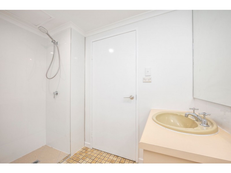 22/13-15 Hale Street, North Ward QLD 4810