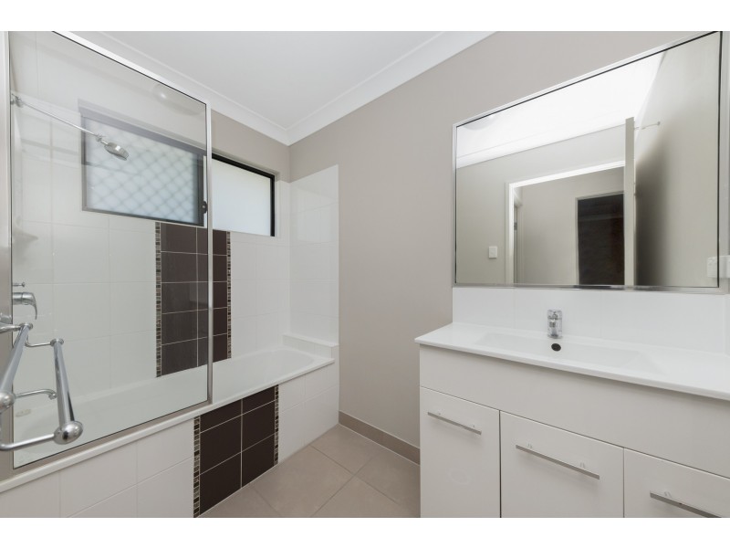 13 Lockton Street, Shaw QLD 4818