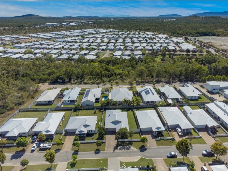 13 Lockton Street, Shaw QLD 4818