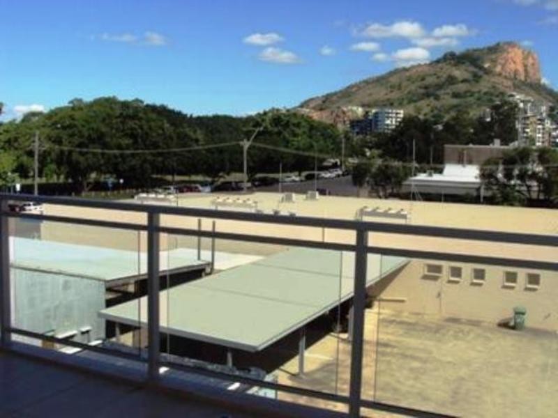 32/38 Morehead Street, South Townsville QLD 4810