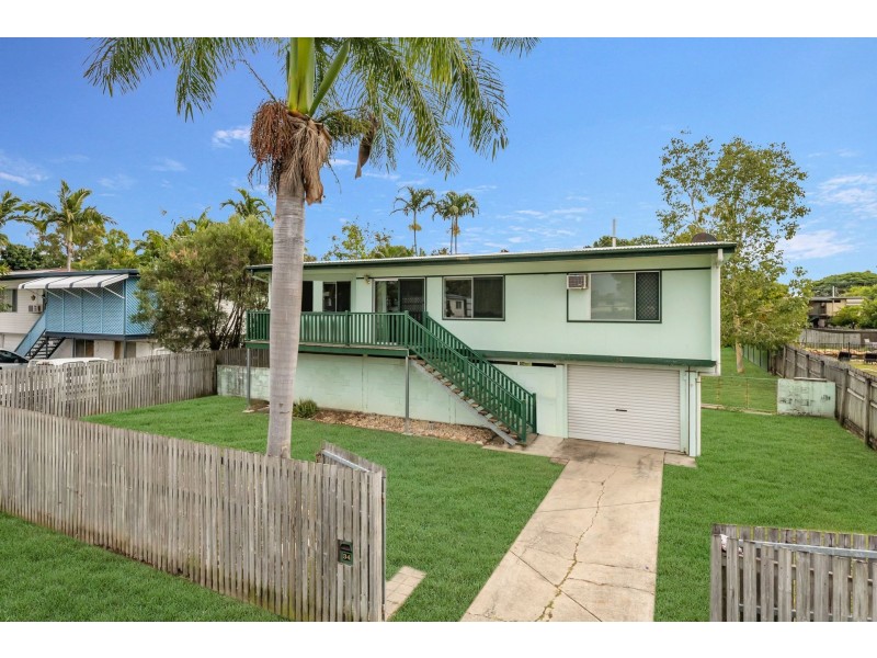 34 Renecol Avenue, Rasmussen QLD 4815