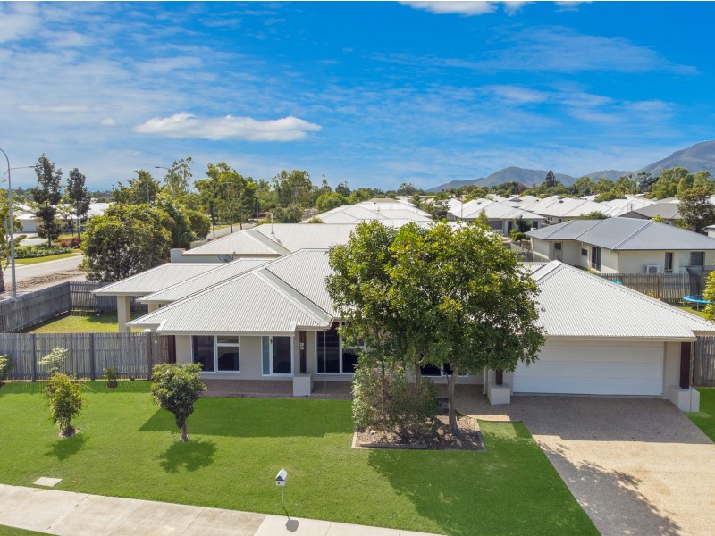 28 Riverparks Boulevard, Kelso QLD 4815