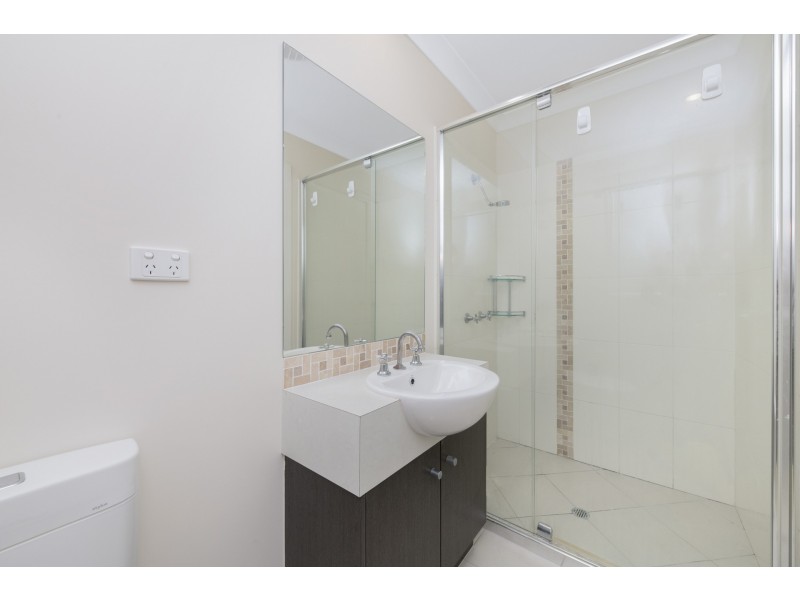 28 Riverparks Boulevard, Kelso QLD 4815