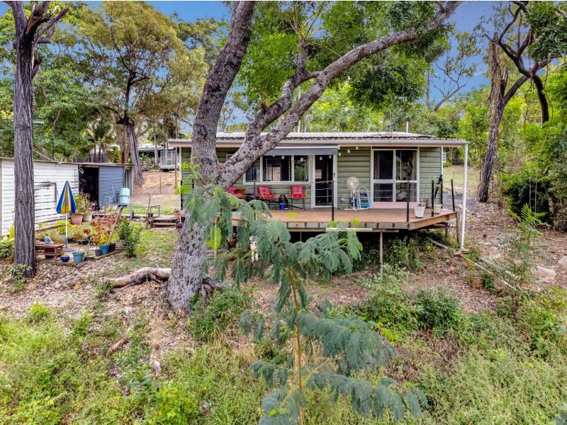 36 Mount Elliott Drive, Alligator Creek QLD 4816