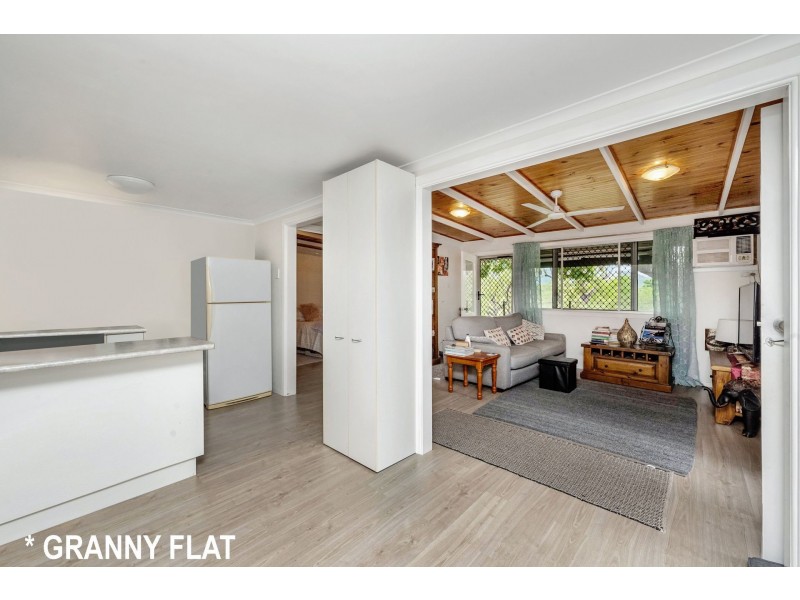 36 Mount Elliott Drive, Alligator Creek QLD 4816