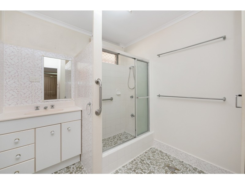 38 Wandella Crescent, Cranbrook QLD 4814