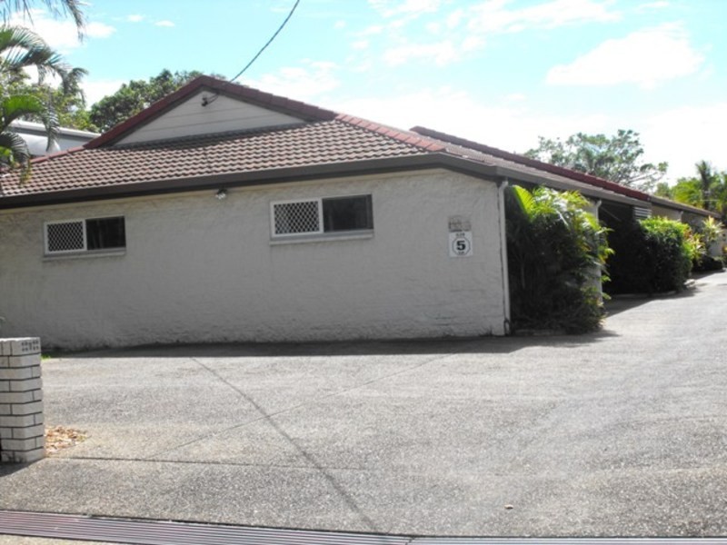 4/37 Ralston Street, West End QLD 4810