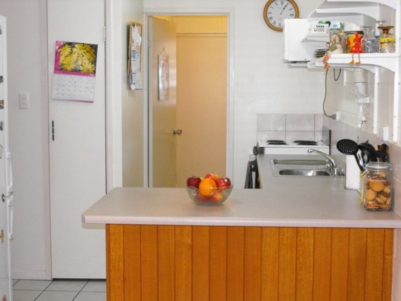 4/37 Ralston Street, West End QLD 4810