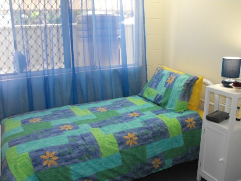 4/37 Ralston Street, West End QLD 4810