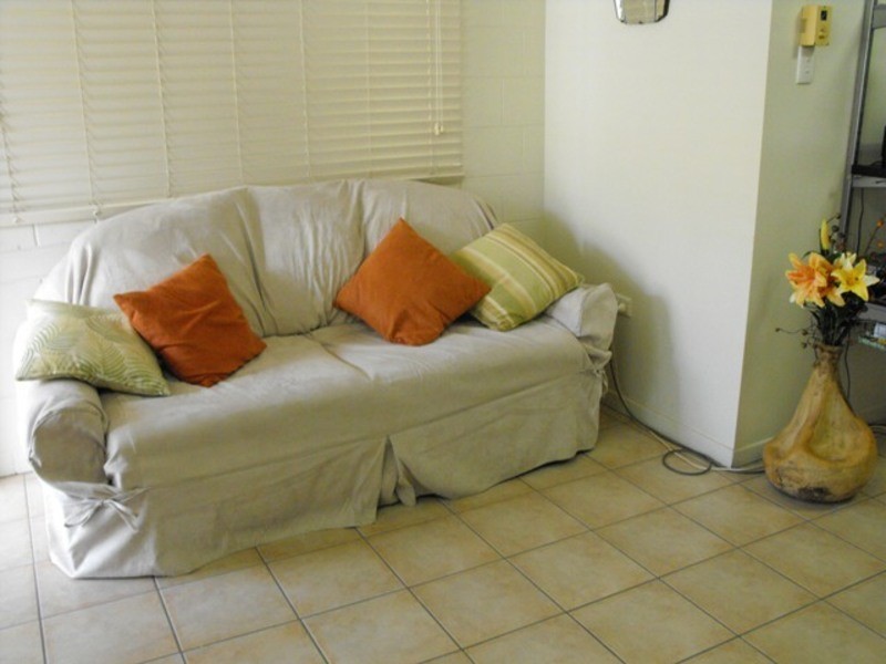 4/37 Ralston Street, West End QLD 4810