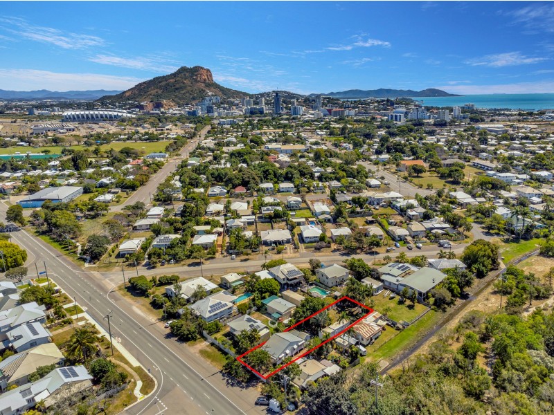 291 Boundary Street, South Townsville QLD 4810