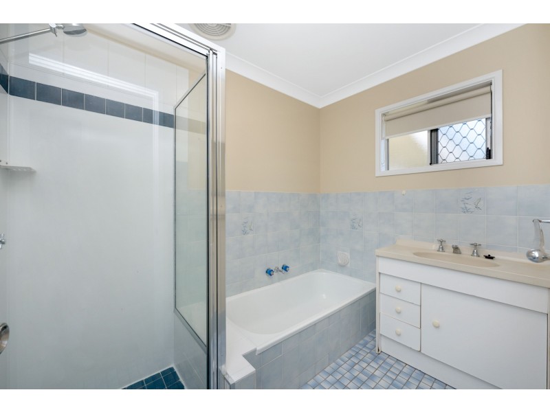 20 Salisbury Crescent, Kirwan QLD 4817