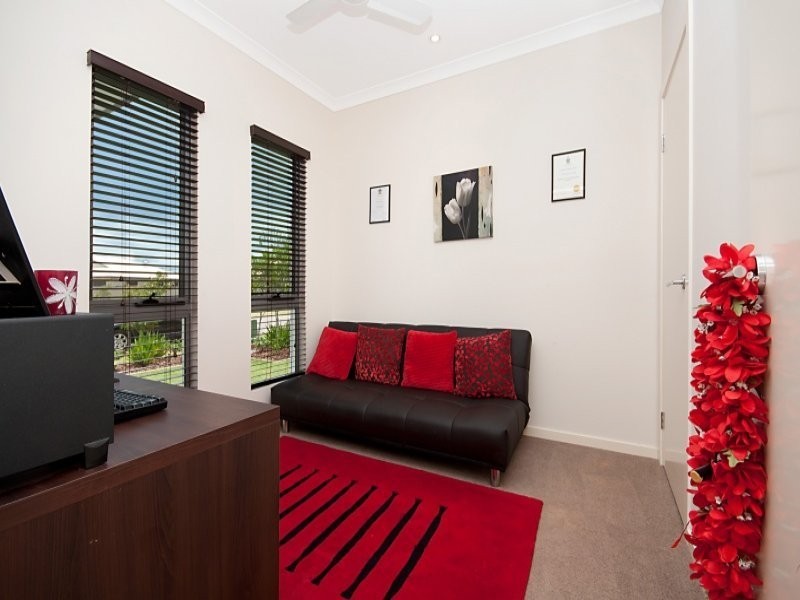 17 Derwent Circuit, Kelso QLD 4815