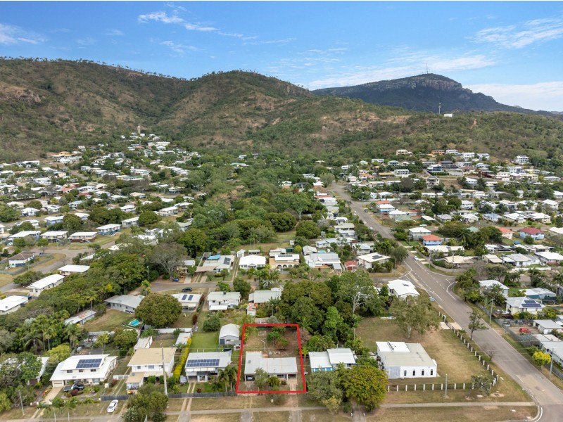 305 Stuart Drive, Wulguru QLD 4811