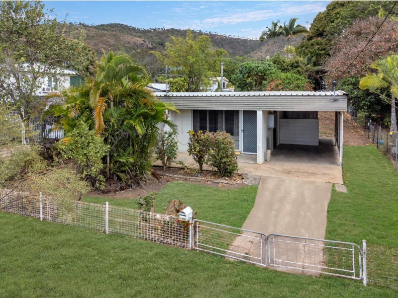 305 Stuart Drive, Wulguru QLD 4811