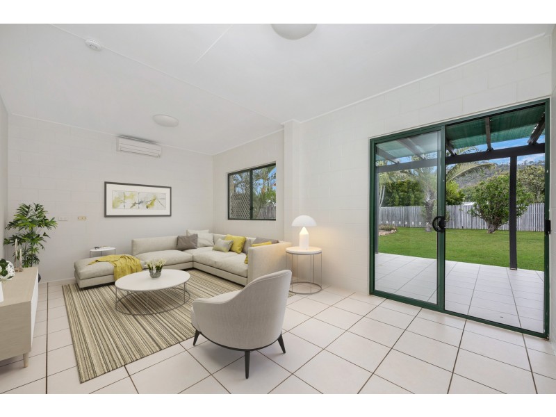 4 Lyndhurst Street, Mount Louisa QLD 4814