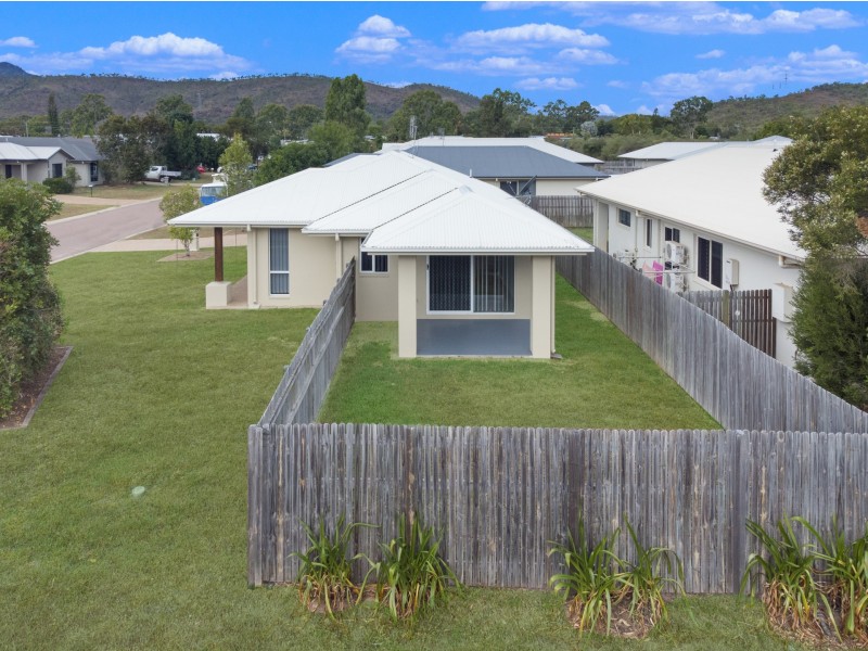 46 Hollanders Crescent, Kelso QLD 4815