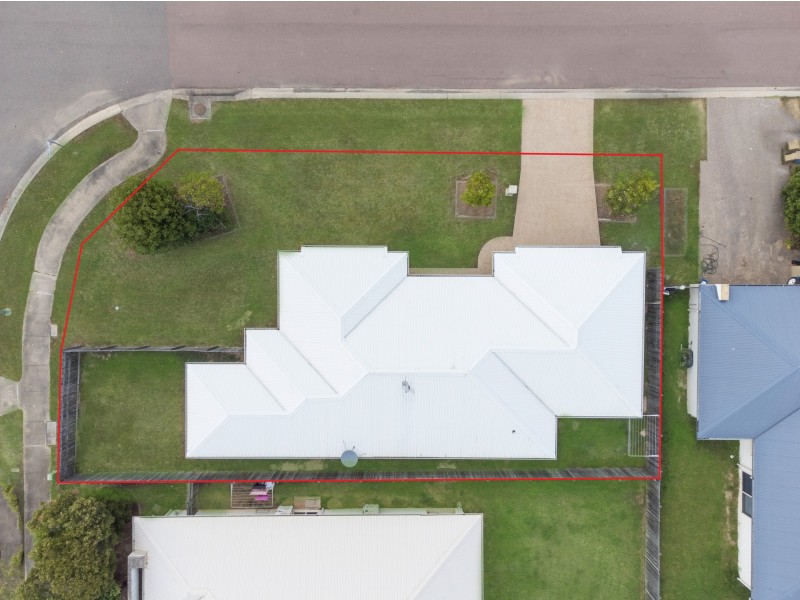 46 Hollanders Crescent, Kelso QLD 4815