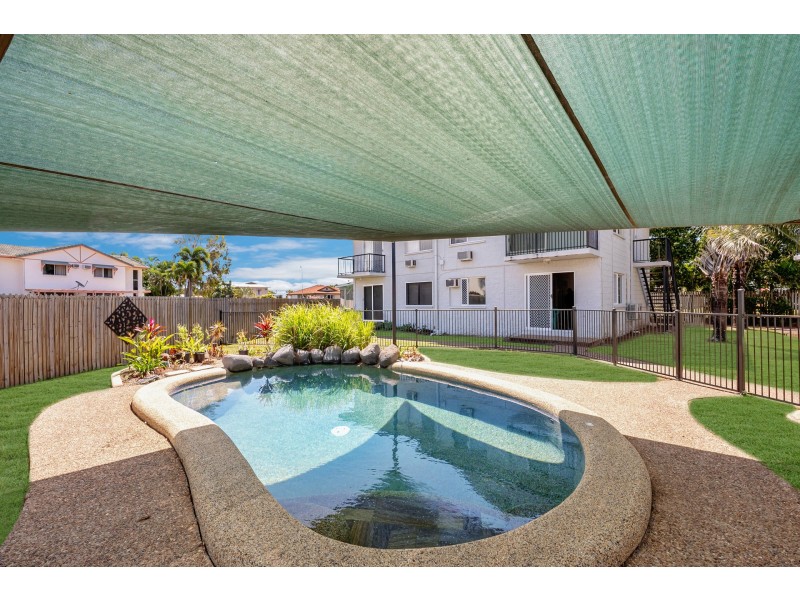 17/36-38 Henry Street, West End QLD 4810