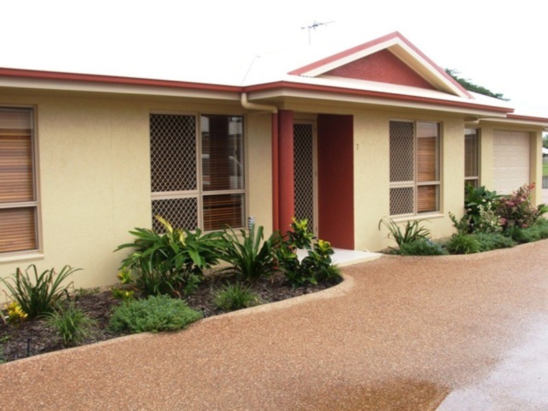 7/10 Renecol Avenue, Rasmussen QLD 4815