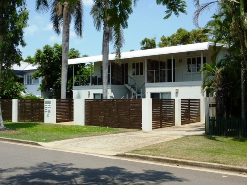 1/3 Falcon Street, Rowes Bay QLD 4810