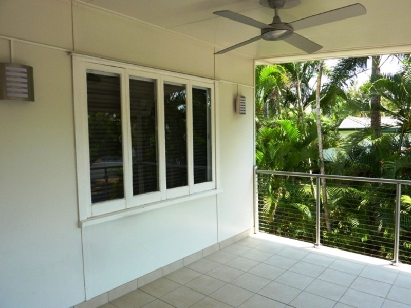 1/3 Falcon Street, Rowes Bay QLD 4810