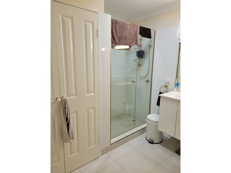 198 Charles Street, Cranbrook QLD 4814